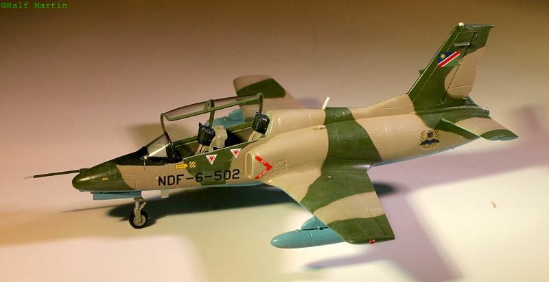 K-8 Karakorum 1:72
