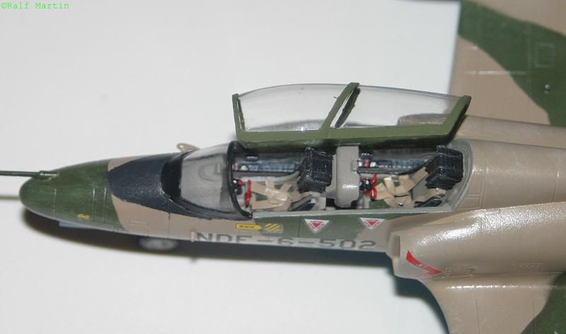 K-8 Karakorum 1:72