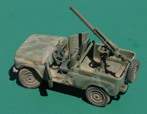 UAZ-469B, 1:72 von MAC