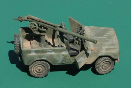 UAZ-469B, 1:72 von MAC